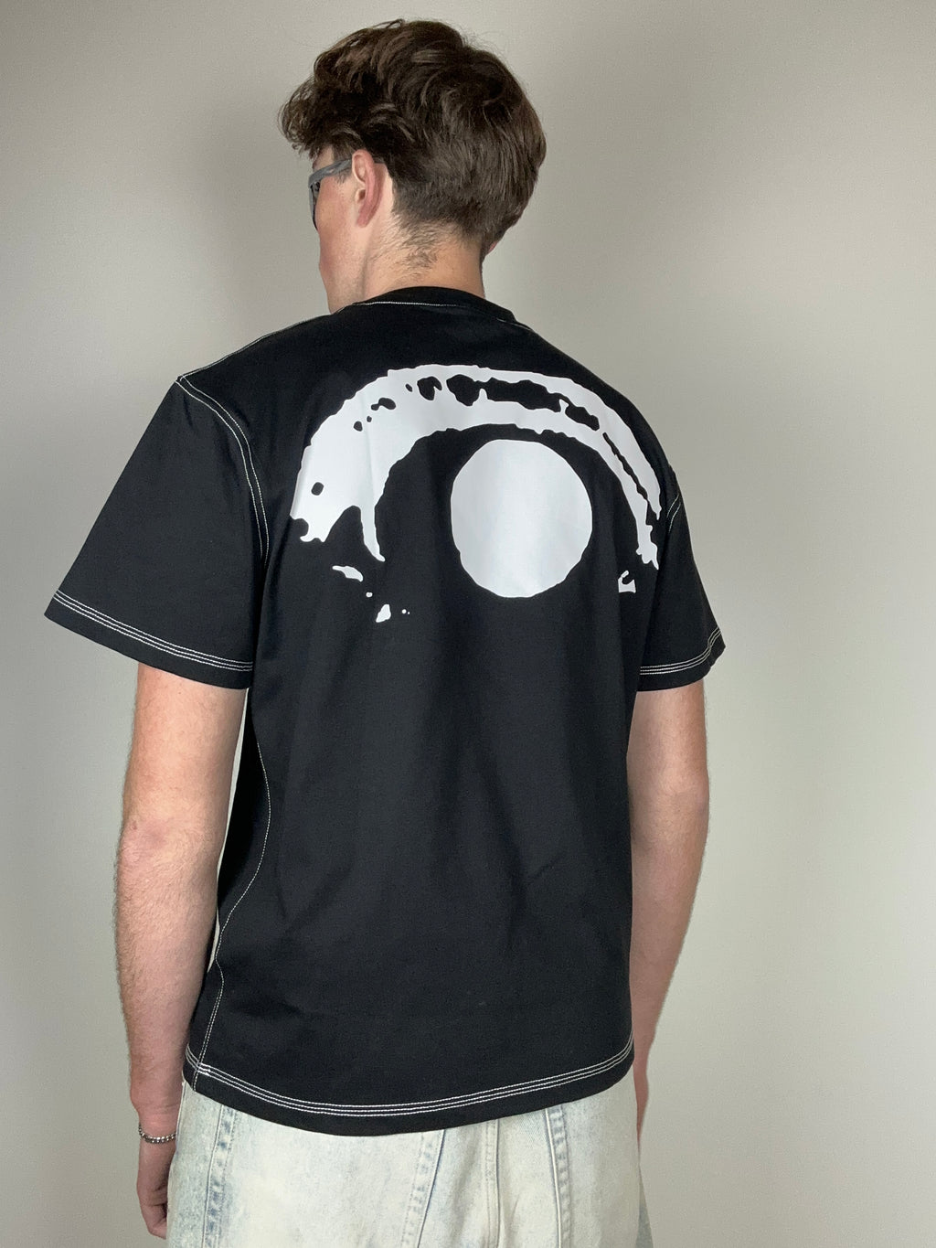 BLACK T-SHIRT